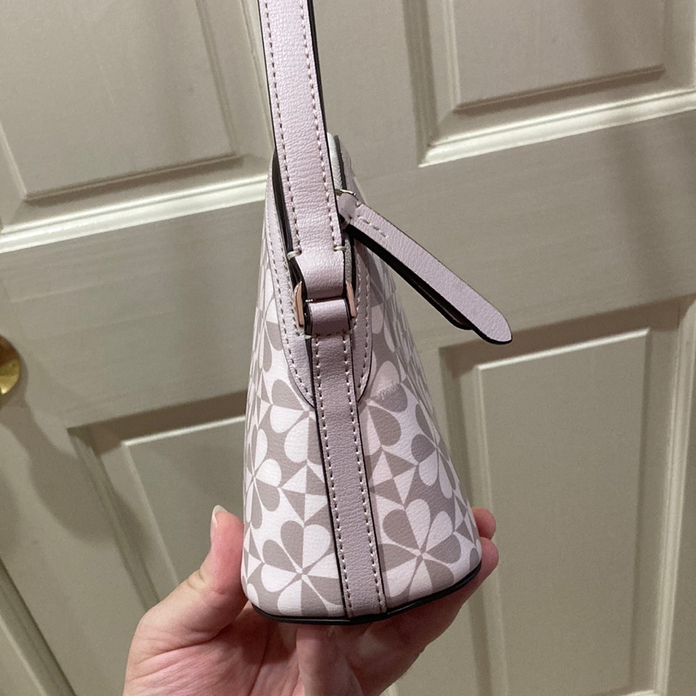 Kate Spade Hollie Clover Crossbody Purse Bag - Picture 8 of 13